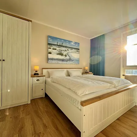Seepark Fuer 3 Personen * Sellin (Rugen)